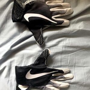 Nike football gloves